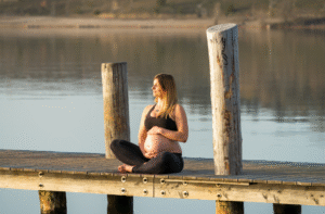 Hipnoparto cuna de vida Embarazada meditando