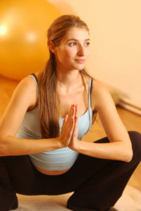 image65 Malasana o cuclillas. Posturas de yoga